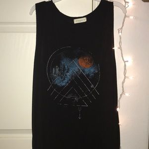 Tank top w design